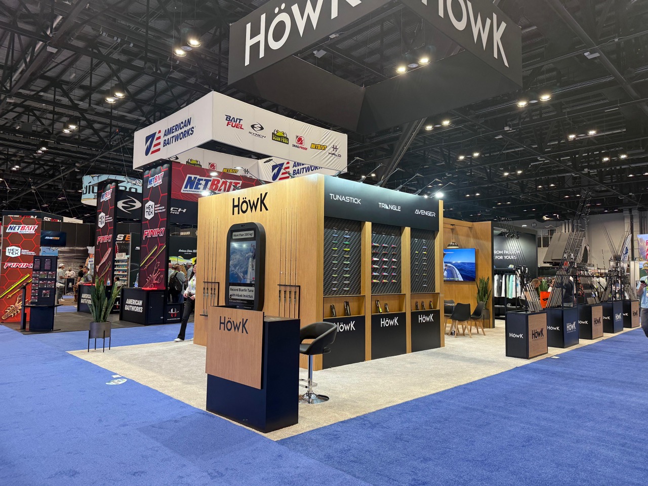 How to Choose Between a Custom, Modular, or Portable Booth